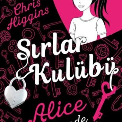 Sırlar Kulübü 1 – Alice Sahnede